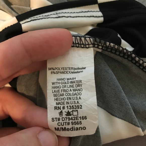 Halter Dress - Picture 8 of 9